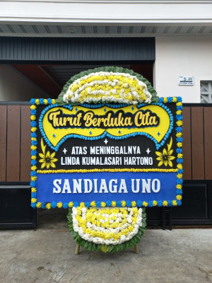 Papan Bunga Duka di Kembru